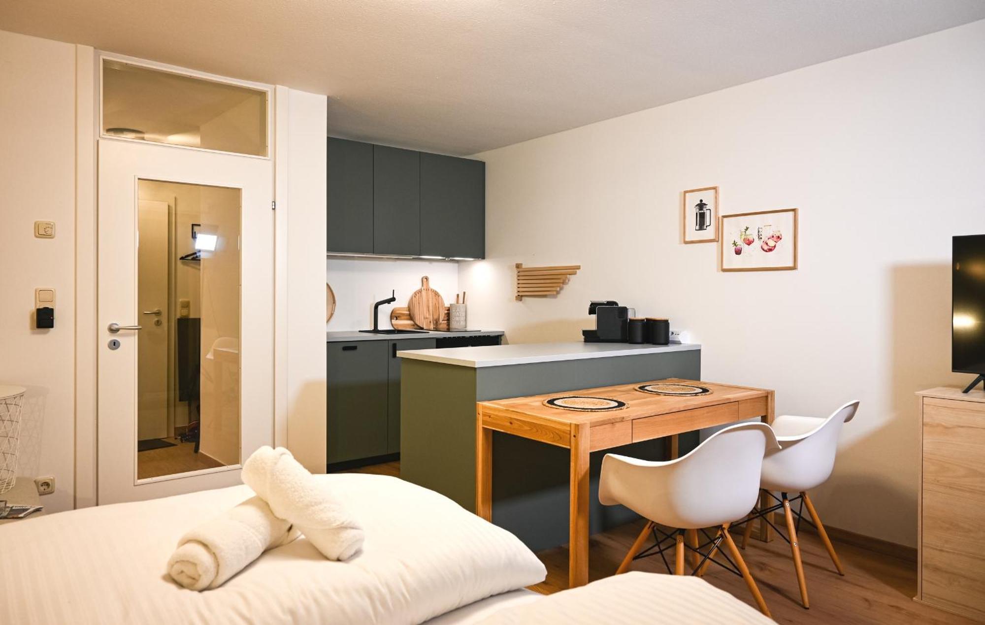 Studio Am Duernbach - Modern, Ruhig & Zentral Am Schliersee Mit Parkplatz Buitenkant foto